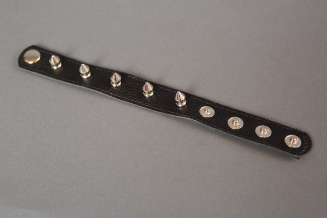 Сбруя на фаллос с шипами